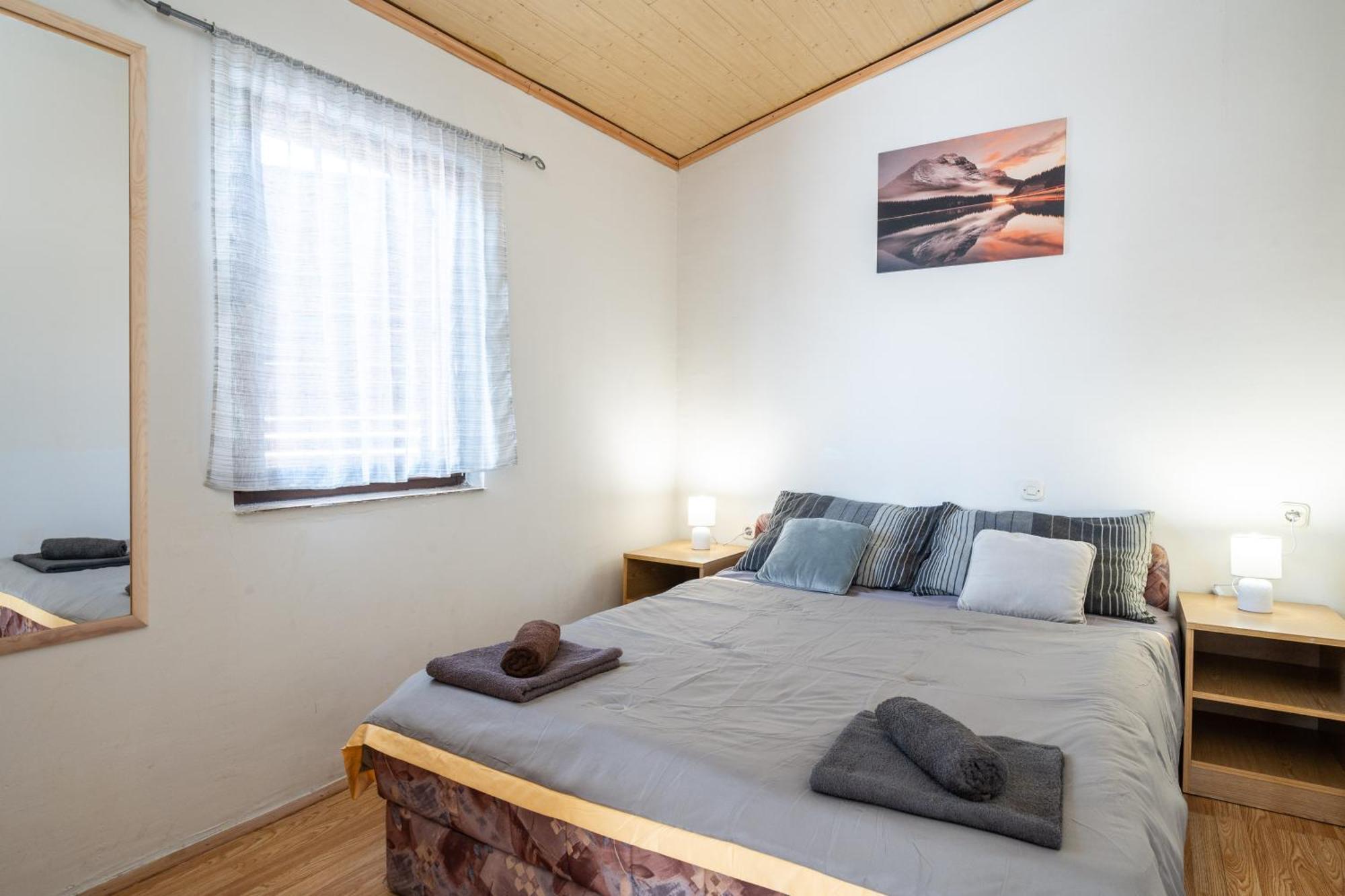 Apartmani Prpic ヴィル エクステリア 写真